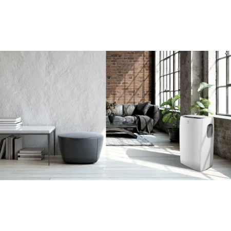 Кондиционер мобильный Electrolux Loft EACM-13 CL/N3 белый площ.32м2 Кондиционер мобильный Electrolux Loft EACM-13 CL/N3 белый площ.32м2