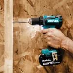 Дрель-шуруповерт Makita DDF485RFE аккум. патрон:быстрозажимной (кейс в комплекте) Дрель-шуруповерт Makita DDF485RFE аккум. патрон:быстрозажимной (кейс в комплекте)