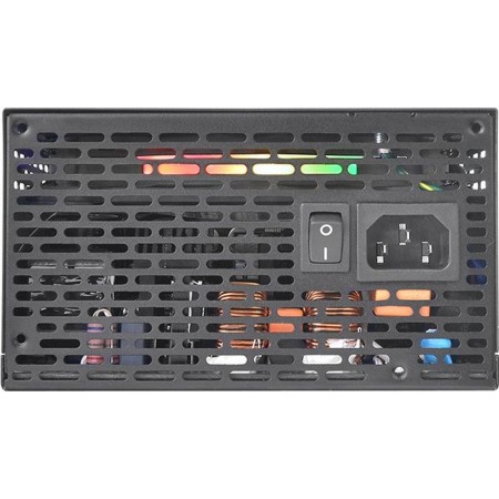 Блок питания Thermaltake ATX 750W Toughpower iRGB Plus (DIGITAL) 80+ gold (20+4pin) APFC 140mm fan color LED 9xSATA Cab Manag RTL