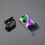 Гарнитура внутриканальные Deppa 44195 черный беспроводные bluetooth в ушной раковине