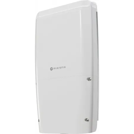 Коммутатор MikroTik FiberBox Plus CRS305-1G-4S+OUT (L3) 1x1Гбит/с 4SFP+ 1PoE управляемый