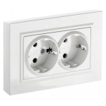 Розетка силов. IEK Brite РС12-3-БрБ BR-R21-16-K01-F 2розет. двойн. скрыт. зазем. IP20 белый (упак.:1шт)