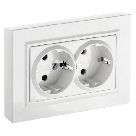 Розетка силов. IEK Brite РСш12-3-БрБ BR-R24-16-K01-F 2розет. двойн. скрыт. зазем. штор. IP20 белый (упак.:1шт)
