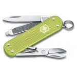 Нож перочинный Victorinox Classic Lime Twist (0.6221.241G) 58мм 5функц. карт.коробка