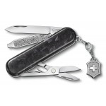 Нож перочинный Victorinox Classic Brilliant Carbon (0.6221.90) 58мм 5функц. черный/серебристый подар.коробка