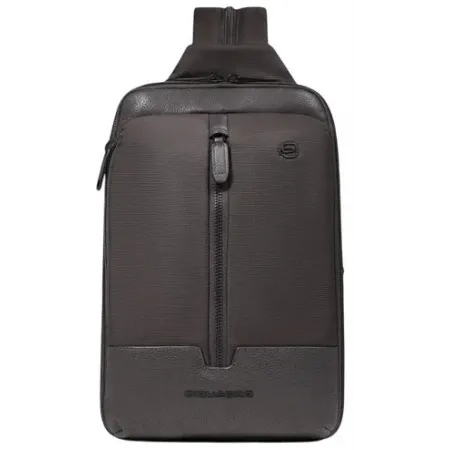 Рюкзак слинг мужской Piquadro Marcel CA6448W138/TM коричневый Рюкзак слинг мужской Piquadro Marcel CA6448W138/TM коричневый