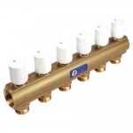 Коллектор Giacomini с термостатическими клапанами 1" x 3/4"E /7, R553VY047